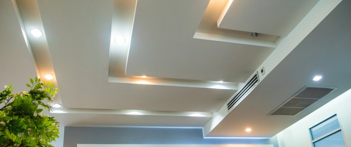 An amazing suspended ceiling creating the wow factor in this room