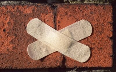 How to repair minor wall damage